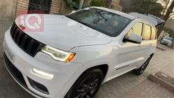 جیپ گراند شیرۆکی